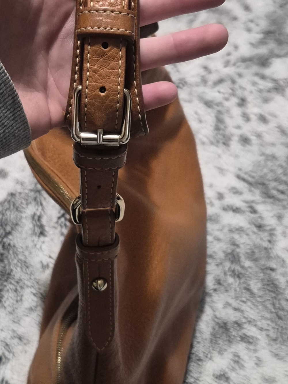 Dooney & Bourke Dillen Shoulder bag - Picture 4 of 9